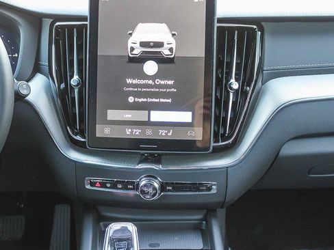 New 2026 Volvo XC60 T8 Ultra w/ Climate Package PRO AWD/4WD image 16