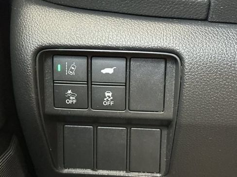 Used 2017 Honda CR-V Touring image 29