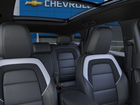 New 2024 Chevrolet Blazer EV LT image 24