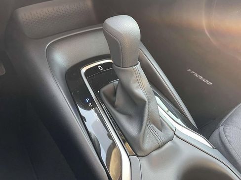 Used 2025 Toyota Corolla LE image 20