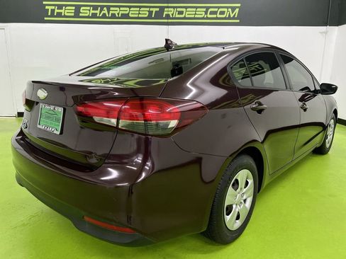 Used 2018 Kia Forte LX FWD image 10