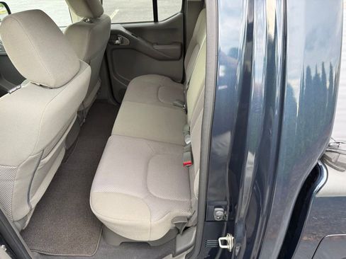 Used 2019 Nissan Frontier SV AWD/4WD image 28