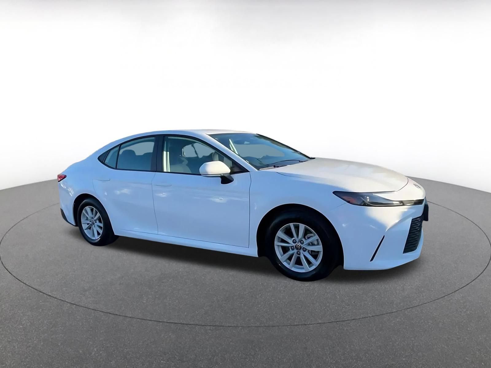 Used 2026 Toyota Camry LE FWD image 2