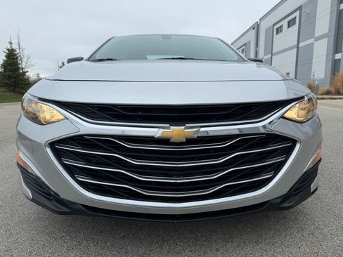 Used 2022 Chevrolet Malibu LS FWD image 4
