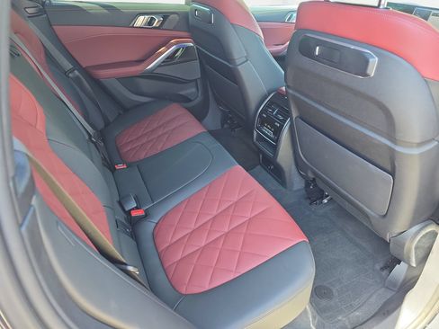 Used 2024 BMW X6 M60i w/ Climate Comfort Package AWD/4WD image 11