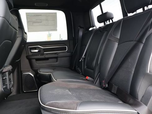 New 2026 RAM 2500 Laramie AWD/4WD image 8
