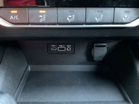 Used 2025 Nissan Altima 2.5 SV FWD image 25