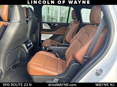 Used 2020 Lincoln Aviator Grand Touring w/ Equipment Group 302A image 22
