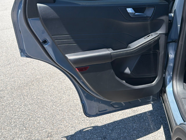Used 2025 Ford Escape ST-Line FWD image 21
