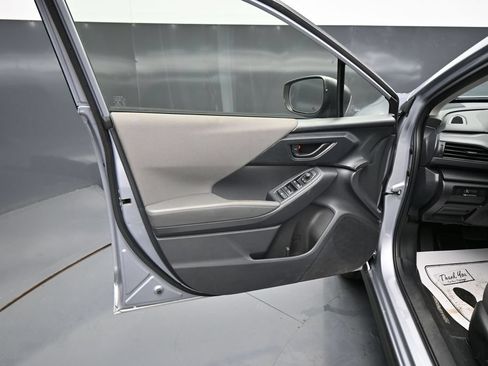 Used 2025 Subaru Crosstrek 2.5i Premium AWD/4WD image 10