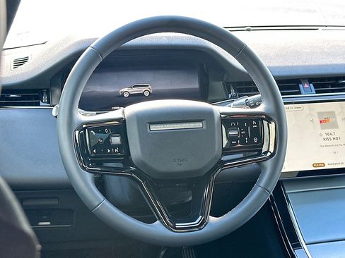 Used 2025 Land Rover Range Rover Evoque S image 17