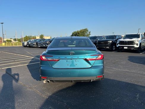Used 2025 Toyota Camry SE FWD image 10