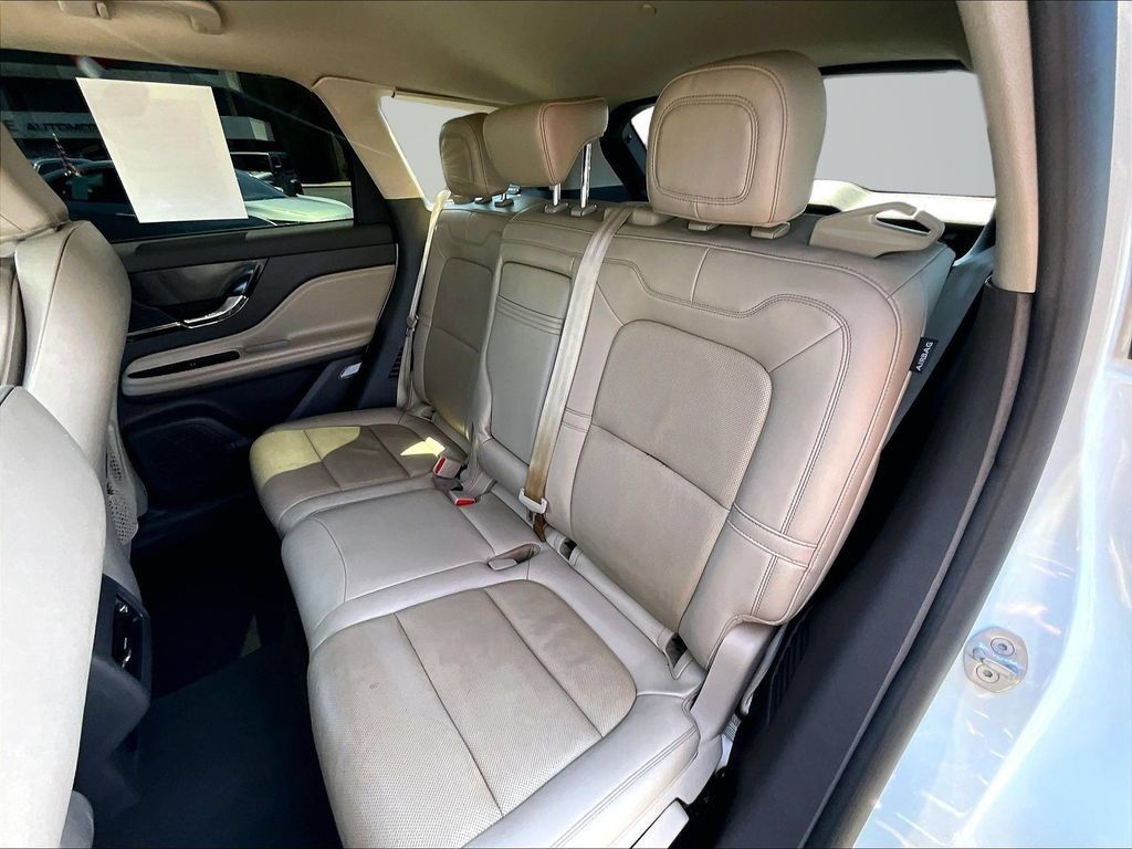 Used 2022 Lincoln Corsair Reserve AWD/4WD image 26