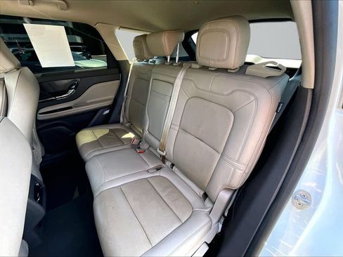 Used 2022 Lincoln Corsair Reserve AWD/4WD image 26