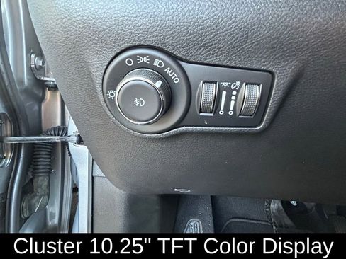 Certified 2022 Jeep Compass Limited w/ Elite Group image 24