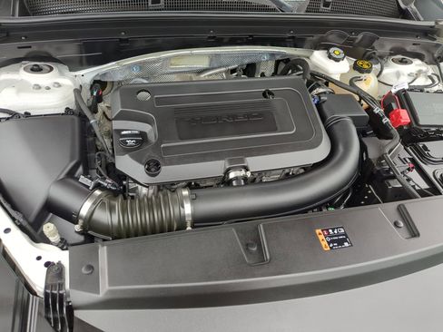 Certified 2023 Buick Envision Essence AWD/4WD image 29