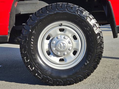 Used 2022 RAM 2500 Tradesman image 28