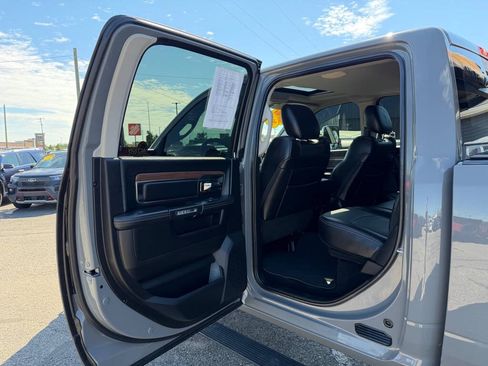 Used 2017 RAM 3500 Laramie w/ Snow Chief Group AWD/4WD image 37