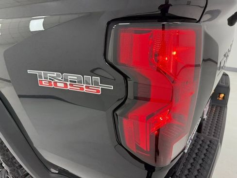 Used 2024 Chevrolet Colorado Trail Boss w/ Advanced Trailering Package image 35