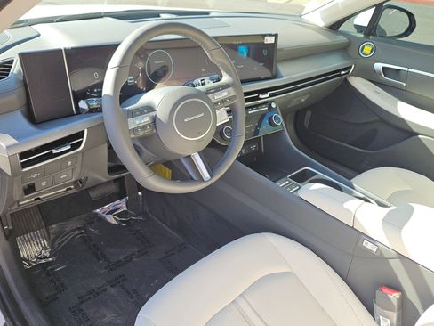 New 2025 Hyundai Sonata SEL image 8