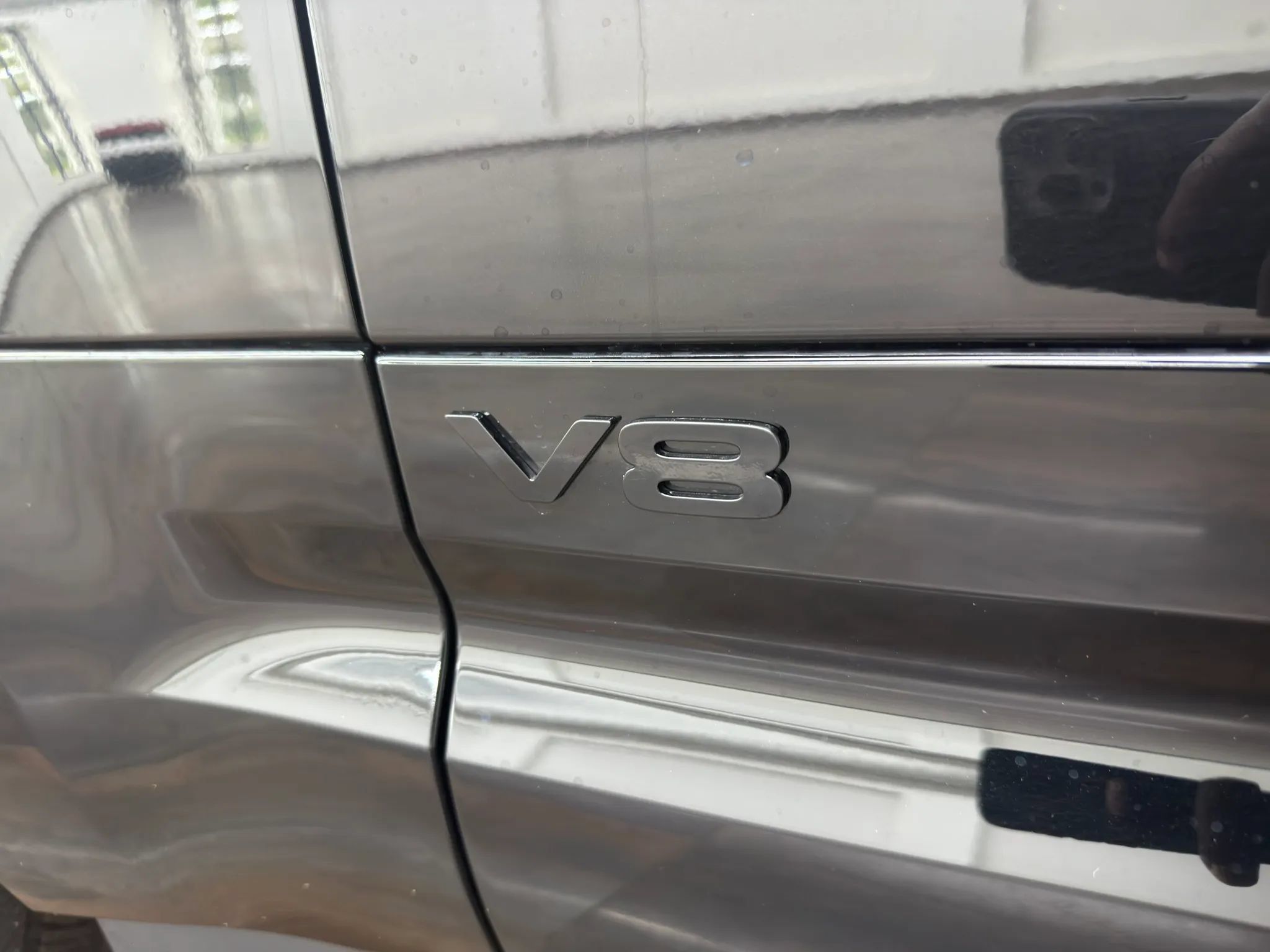 Used 2024 Land Rover Defender 90 V8 AWD/4WD image 37