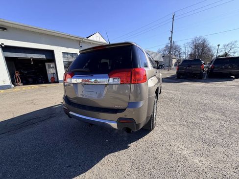 Used 2012 GMC Terrain SLT w/ Chrome and Technology Package image 10
