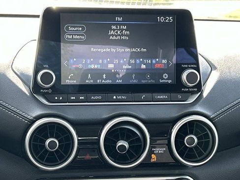 Used 2024 Nissan Sentra SV FWD image 23