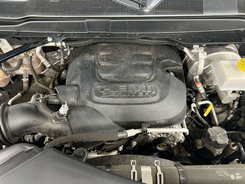 Used 2022 RAM 2500 Big Horn AWD/4WD image 24