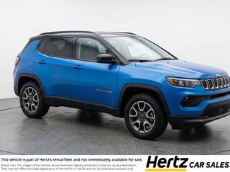 Used 2025 Jeep Compass Trailhawk video 1