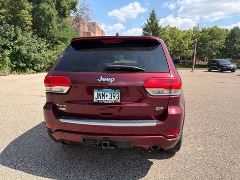 Used 2016 Jeep Grand Cherokee Overland w/ Advanced Technology Group AWD/4WD image 31
