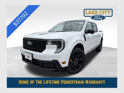 New 2026 Ford Maverick Lariat w/ Black Appearance Package