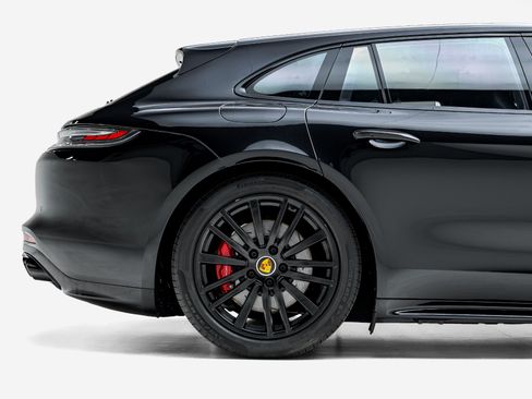 Used 2023 Porsche Panamera GTS AWD/4WD image 16