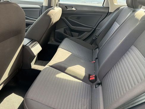 Used 2025 Volkswagen Jetta S image 7