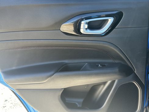 Used 2025 Jeep Compass Trailhawk w/ Trailhawk Elite Group image 21