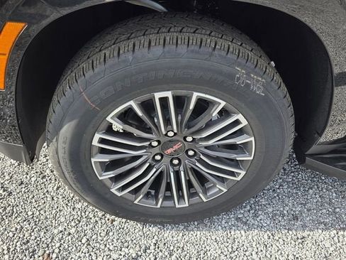 New 2026 GMC Yukon Elevation RWD image 9