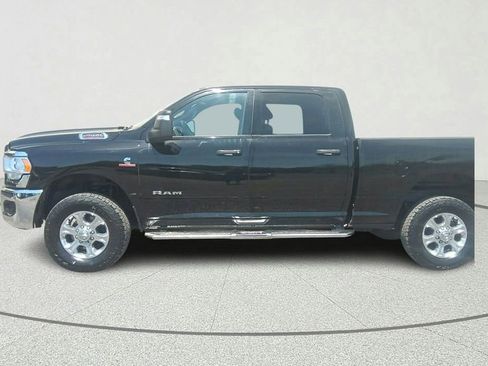 Used 2024 RAM 2500 Big Horn AWD/4WD image 4