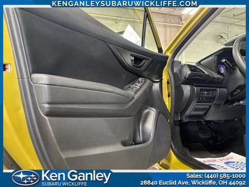 Certified 2021 Subaru Crosstrek 2.0i AWD/4WD image 10