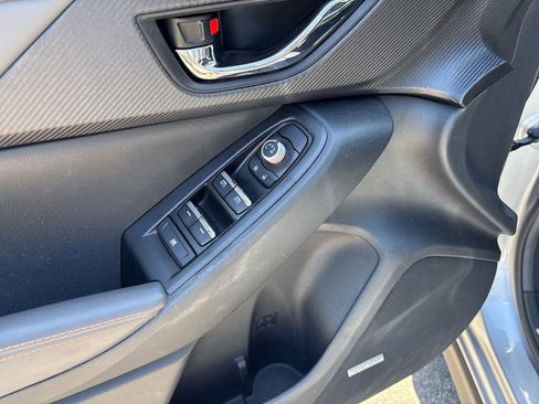 Certified 2025 Subaru Crosstrek 2.5i Limited w/ Popular Package #3A image 9