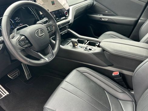 Certified 2025 Lexus TX 500h AWD w/ Technology Package image 7