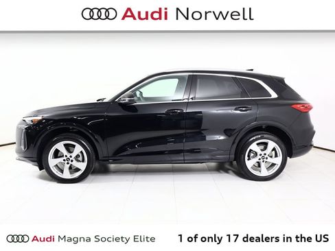 Certified 2025 Audi Q5 Premium w/ Premium Plus AWD/4WD image 13