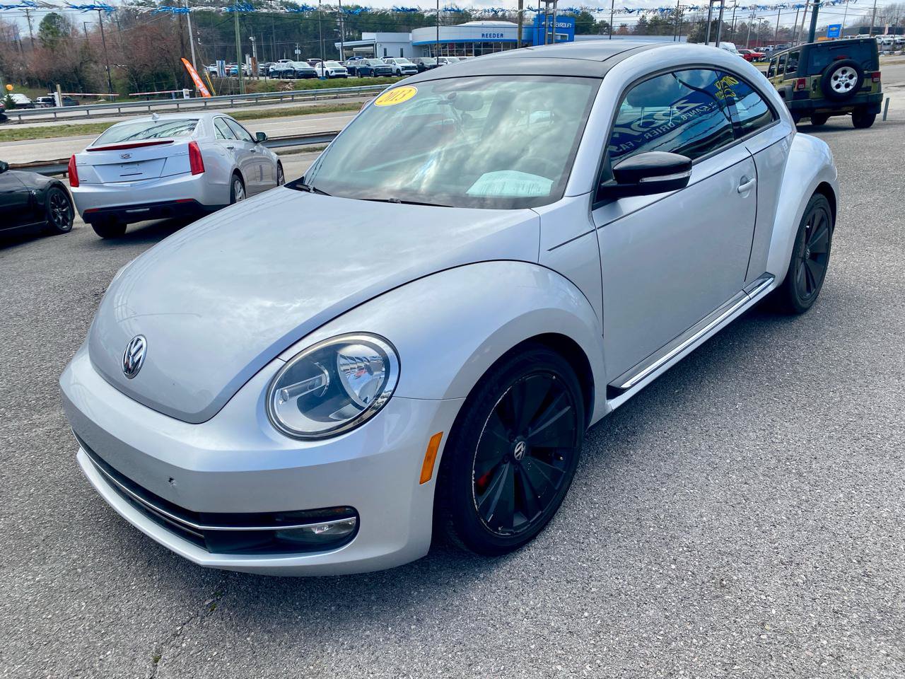 Used 2013 Volkswagen Beetle 2.0T FWD image 3