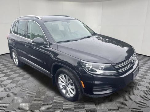 Used 2017 Volkswagen Tiguan Wolfsburg Edition AWD/4WD image 6