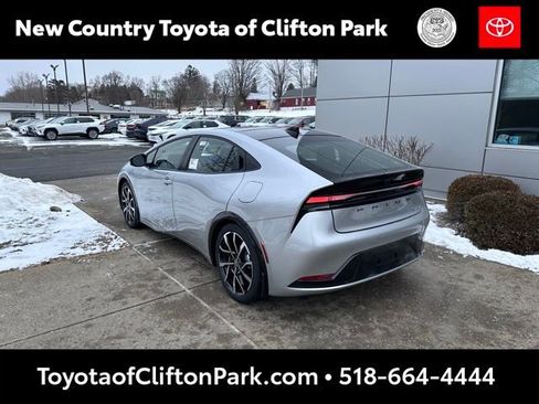 New 2026 Toyota Prius XSE image 5