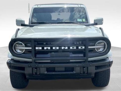 Used 2022 Ford Bronco Outer Banks AWD/4WD image 8