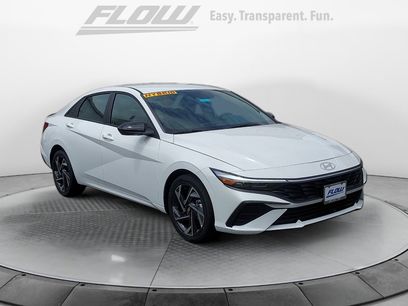 New 2025 Hyundai Elantra SEL