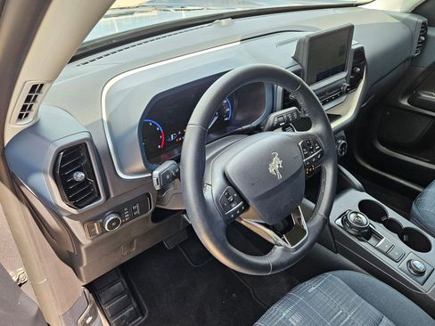 Used 2024 Ford Bronco Sport Heritage w/ Heritage Convenience Package AWD/4WD image 14