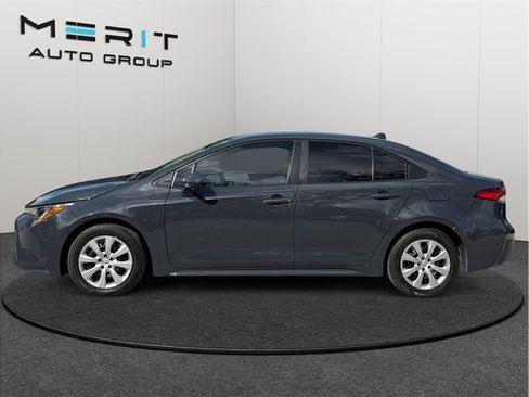 Used 2024 Toyota Corolla LE FWD image 5