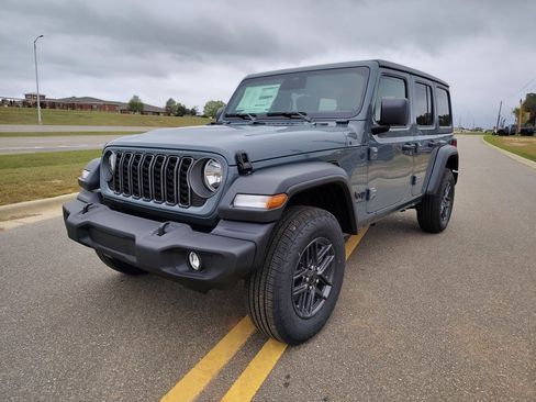 New 2026 Jeep Wrangler Sport S image 3