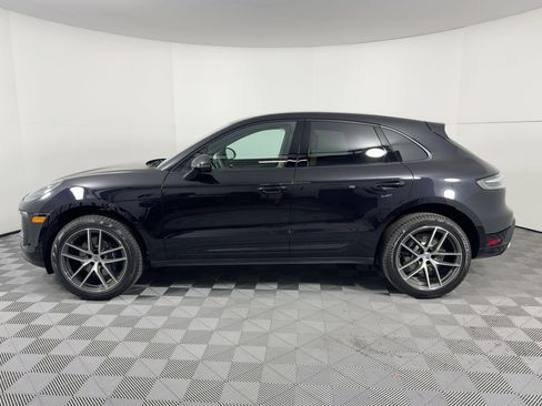 Used 2026 Porsche Macan image 2