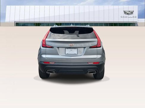 Certified 2023 Cadillac XT4 Luxury w/ Cold Weather Package FWD image 7